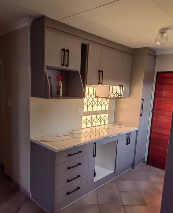 Fitted kitchen by Harry Boards Sales, project 4